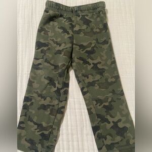 3T toddler boy camo sweatpants, great condition